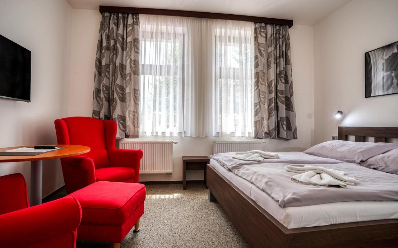 Hotel Flora Bešeňová 외부 사진