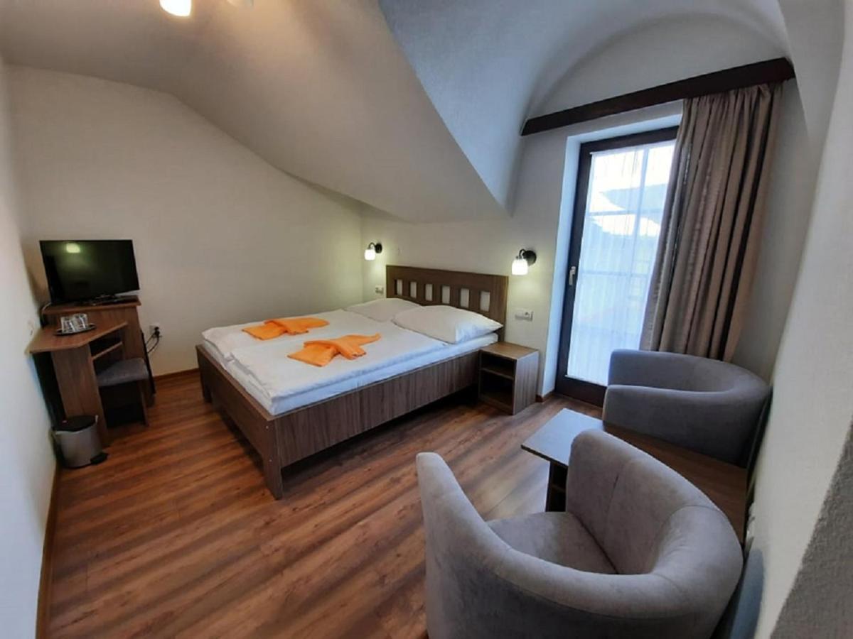 Hotel Flora Bešeňová 외부 사진