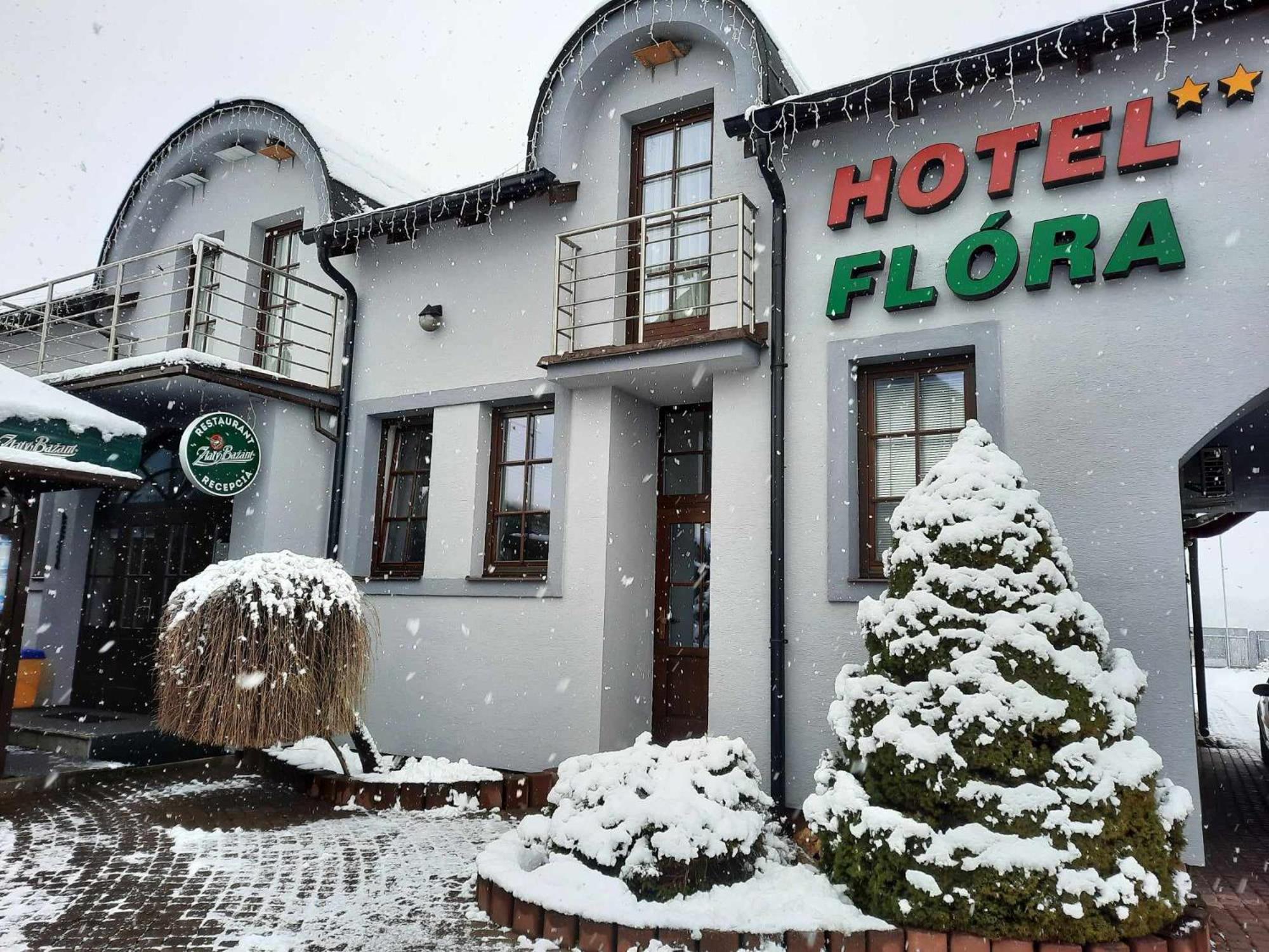 Hotel Flora Bešeňová 외부 사진