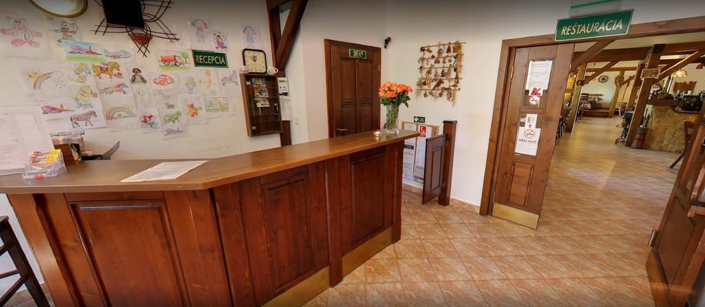 Hotel Flora Bešeňová 외부 사진