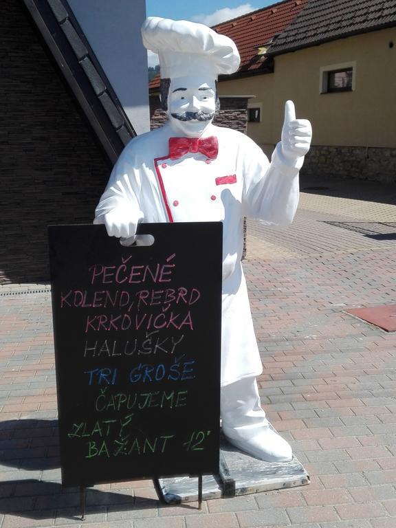 Hotel Flora Bešeňová 외부 사진